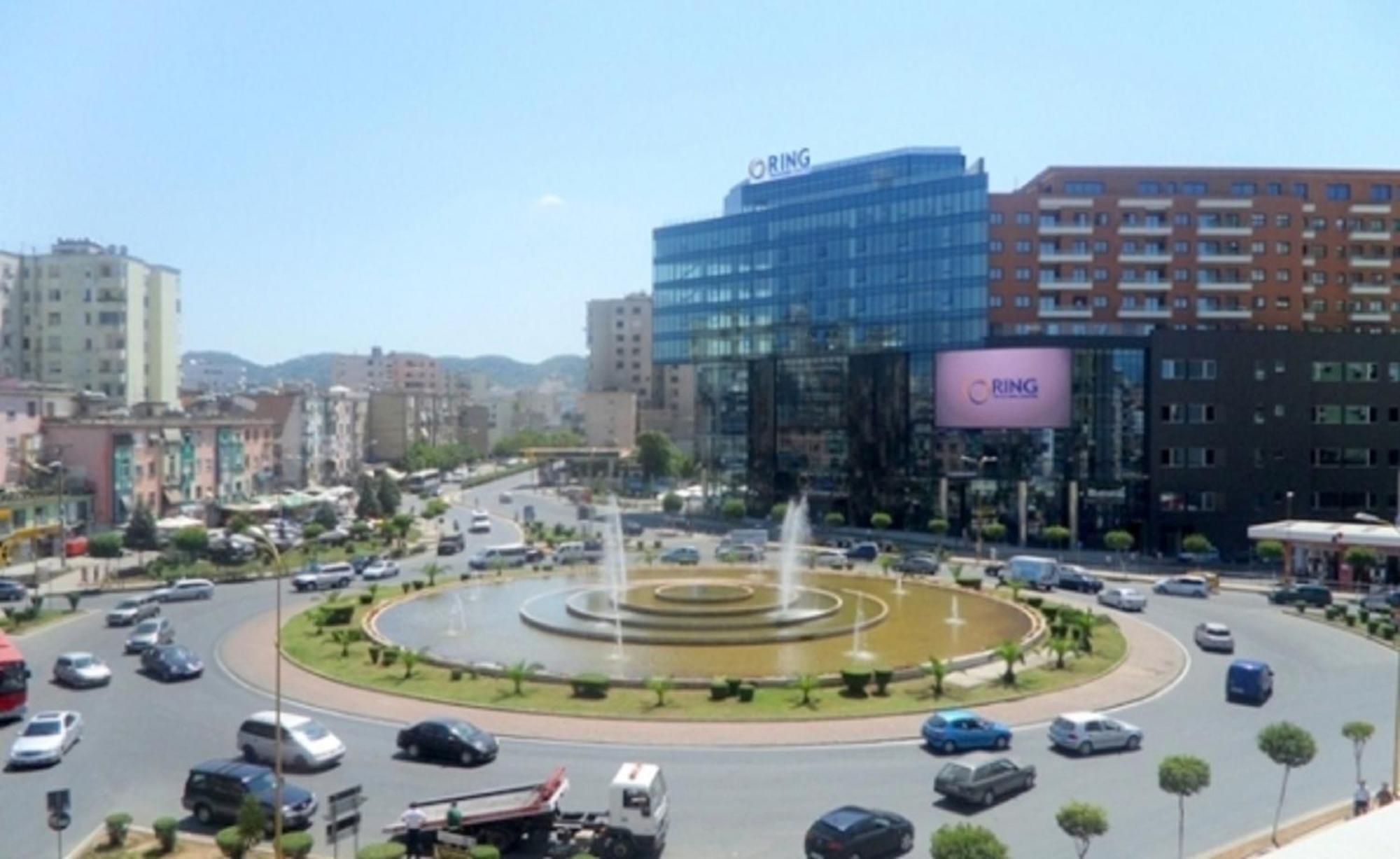 Albania Apartment Near Tirana City Center Double Or Twin Bed Eksteriør bilde